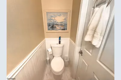 37 Boston Ct, Newark, NJ 07103 - Photo 14