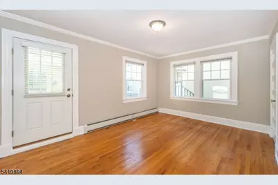 267 Park St #1, Montclair, NJ 07043 - Photo 8