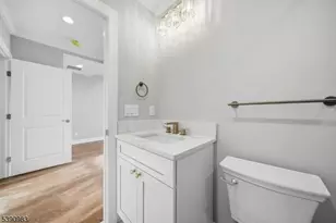 10 Buena Rd, Parsippany, NJ 07054 - Photo 28