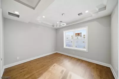 10 Buena Rd, Parsippany, NJ 07054 - Photo 32