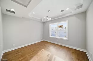 10 Buena Rd, Parsippany, NJ 07054 - Photo 32