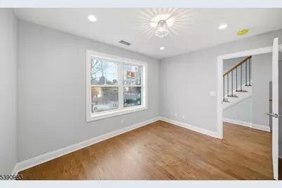 10 Buena Rd, Parsippany, NJ 07054 - Photo 20
