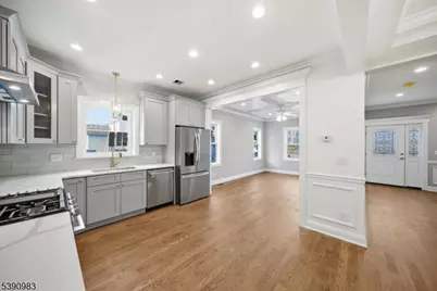 10 Buena Rd, Parsippany, NJ 07054 - Photo 2