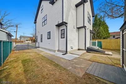 10 Buena Rd, Parsippany, NJ 07054 - Photo 44