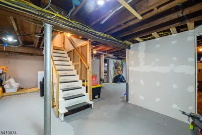 272 Westfield Ave, Clark Township, NJ 07066 - Photo 24