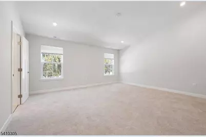 20 Owen Ct, Franklin Township, NJ 08873 - Photo 32