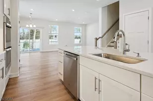 20 Owen Ct, Franklin Township, NJ 08873 - Photo 12