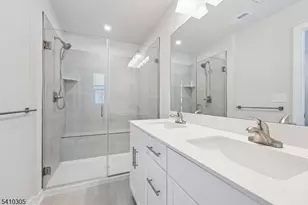 20 Owen Ct, Franklin Township, NJ 08873 - Photo 40