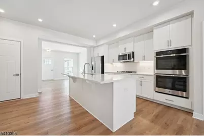 20 Owen Ct, Franklin Township, NJ 08873 - Photo 10