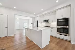 20 Owen Ct, Franklin Township, NJ 08873 - Photo 10