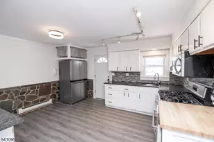 105 Dupont Ave, Hopatcong, NJ 07843 - Photo 4