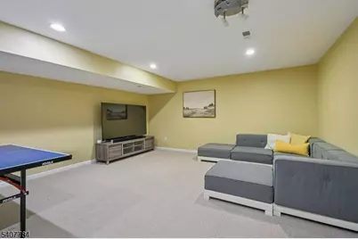 122 Hempstead Ct, Madison, NJ 07940 - Photo 24