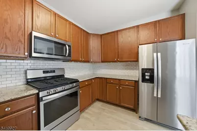 311 Timberlake Dr #311, Ewing Township, NJ 08618 - Photo 12