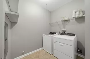 311 Timberlake Dr, Ewing Township, NJ 08618 - Photo 28