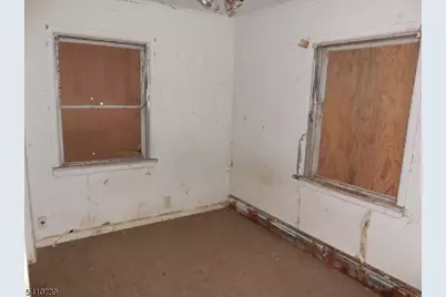 31 Brookside Rd, Wayne, NJ 07470 - Photo 10