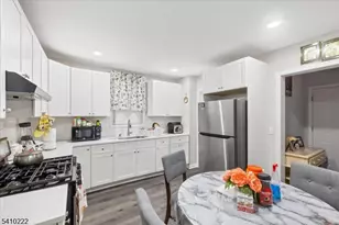 164 Parker St, Newark, NJ 07104 - Photo 14