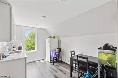 164 Parker St, Newark, NJ 07104 - Photo 18