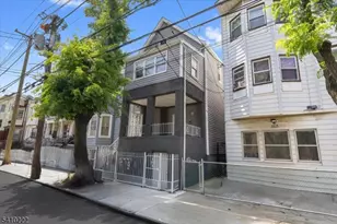 164 Parker St, Newark, NJ 07104 - Photo 2