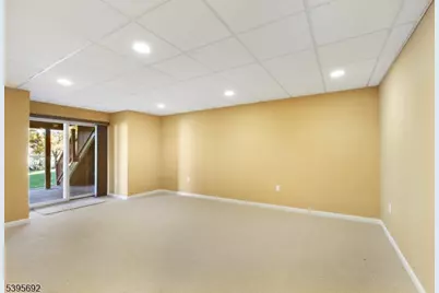 2103 Vroom Dr, Bridgewater, NJ 08807 - Photo 20