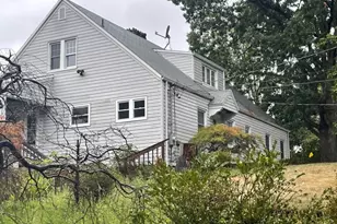 1621 Hamburg Tpke, Wayne, NJ 07470 - Photo 2