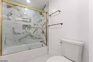 132 Cresthill Ave, Clifton, NJ 07012 - Photo 12