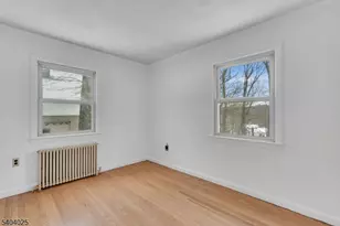 239 Fox Hill Rd, Parsippany, NJ 07834 - Photo 18