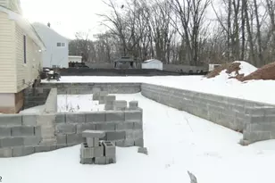 205 Park St, Franklin Township, NJ 08873 - Photo 4