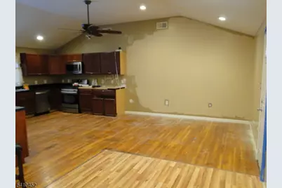 205 Park St, Franklin Township, NJ 08873 - Photo 8