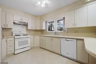 240 Belmont Ave, North Plainfield, NJ 07060 - Photo 30