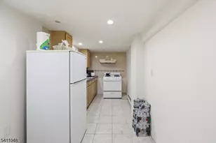 23 Fillmore St, Newark, NJ 07105 - Photo 6