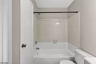 5 Steeplechase Ct, Franklin Township, NJ 08873 - Photo 16