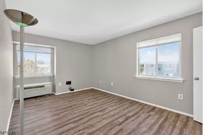 5 Steeplechase Ct, Franklin Township, NJ 08873 - Photo 14