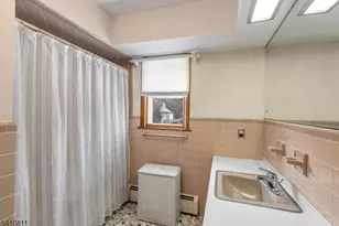 25 Madison Ave, Rochelle Park Township, NJ 07662 - Photo 14