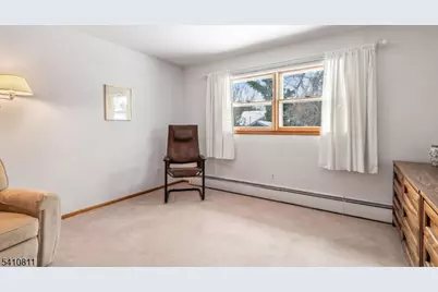 25 Madison Ave, Rochelle Park Township, NJ 07662 - Photo 10