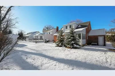 393 Huntington Rd, Union Township, NJ 07083 - Photo 36