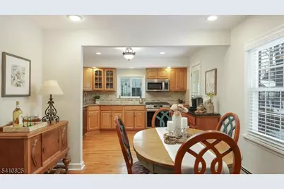 393 Huntington Rd, Union Township, NJ 07083 - Photo 12