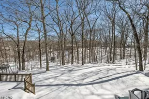 25 Alta Vista Dr, Ringwood, NJ 07456 - Photo 36