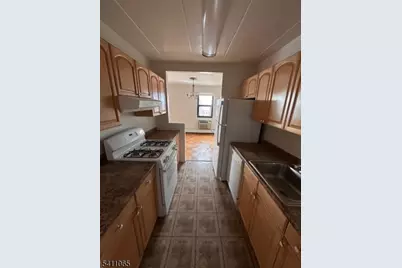 77 Prospect Av #E, Hackensack, NJ 07601 - Photo 6