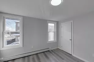 130 1st St, Elizabeth, NJ 07206 - Photo 10