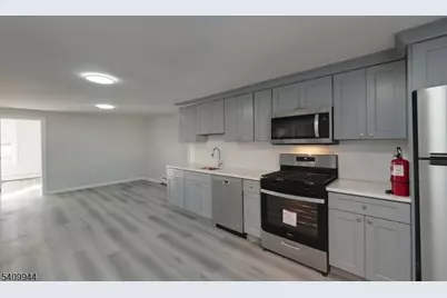 130 1st St #4, Elizabeth, NJ 07206 - Photo 8