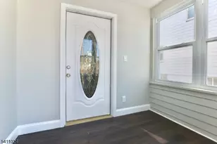 401 Burroughs Terrace, Union Township, NJ 07083 - Photo 6