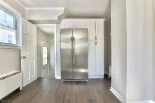 401 Burroughs Terrace, Union Township, NJ 07083 - Photo 16