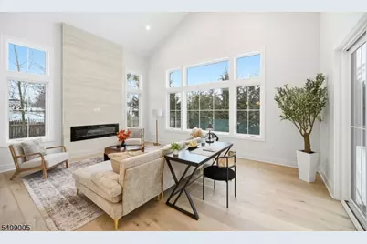 11 Hawthorne Dr, Livingston, NJ 07039 - Photo 14