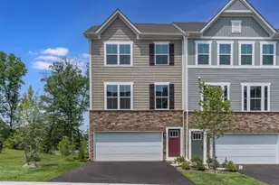 31 Force Dr, Mount Olive, NJ 07828 - Photo 1