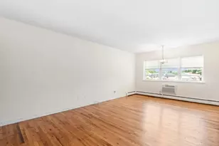 239 Crescent Ln, Cliffside Park, NJ 07010 - Photo 1