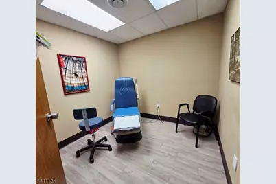 75 Bloomfield Ave, Denville, NJ 07834 - Photo 10