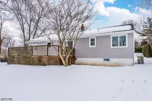 82 Michael Dr, Wayne, NJ 07470 - Photo 26