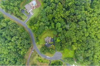 19 Lourdes Ct, Andover Township, NJ 07821 - Photo 4