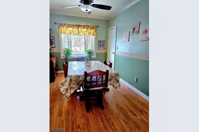 111 Central St, Manville, NJ 08835 - Photo 12