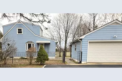 111 Central St, Manville, NJ 08835 - Photo 2